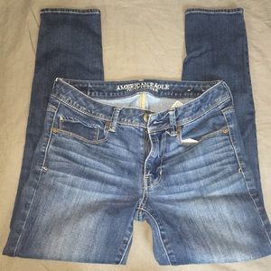 American Eagle Size 6 Skinny Jeans